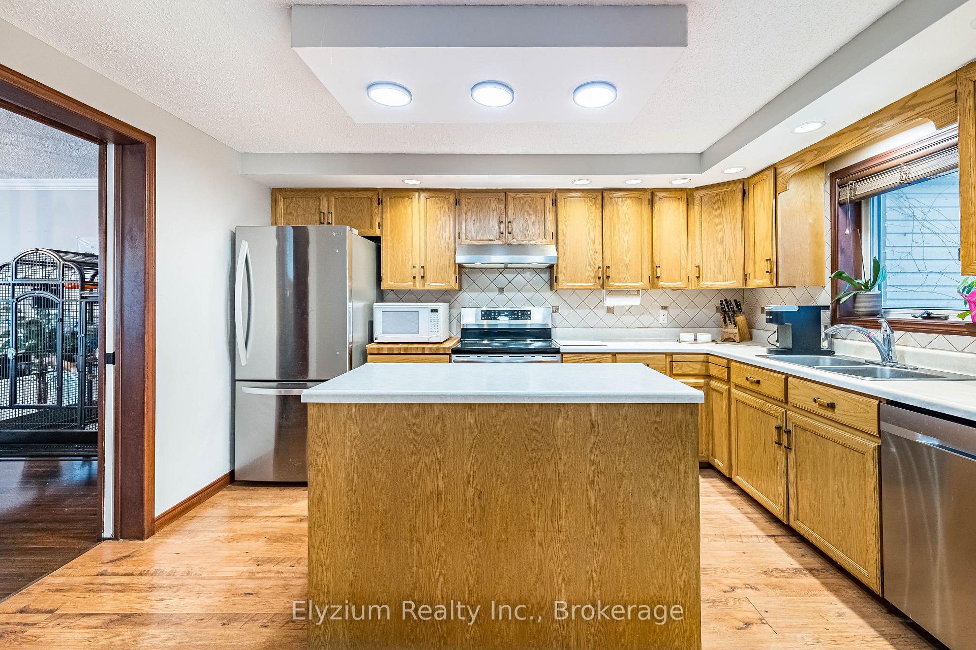 Photo 10 of 11289 Guelph Line, Milton, Campbellville — HOMEH