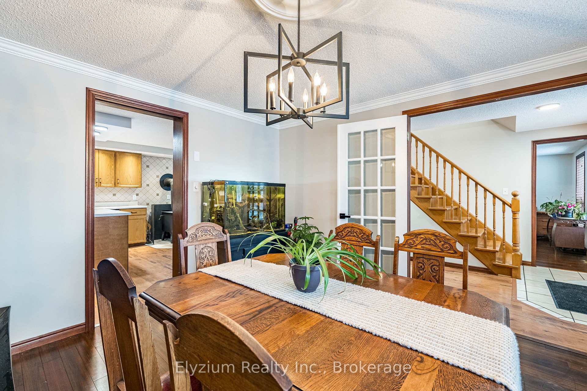 Photo 15 of 11289 Guelph Line, Milton, Campbellville — HOMEH