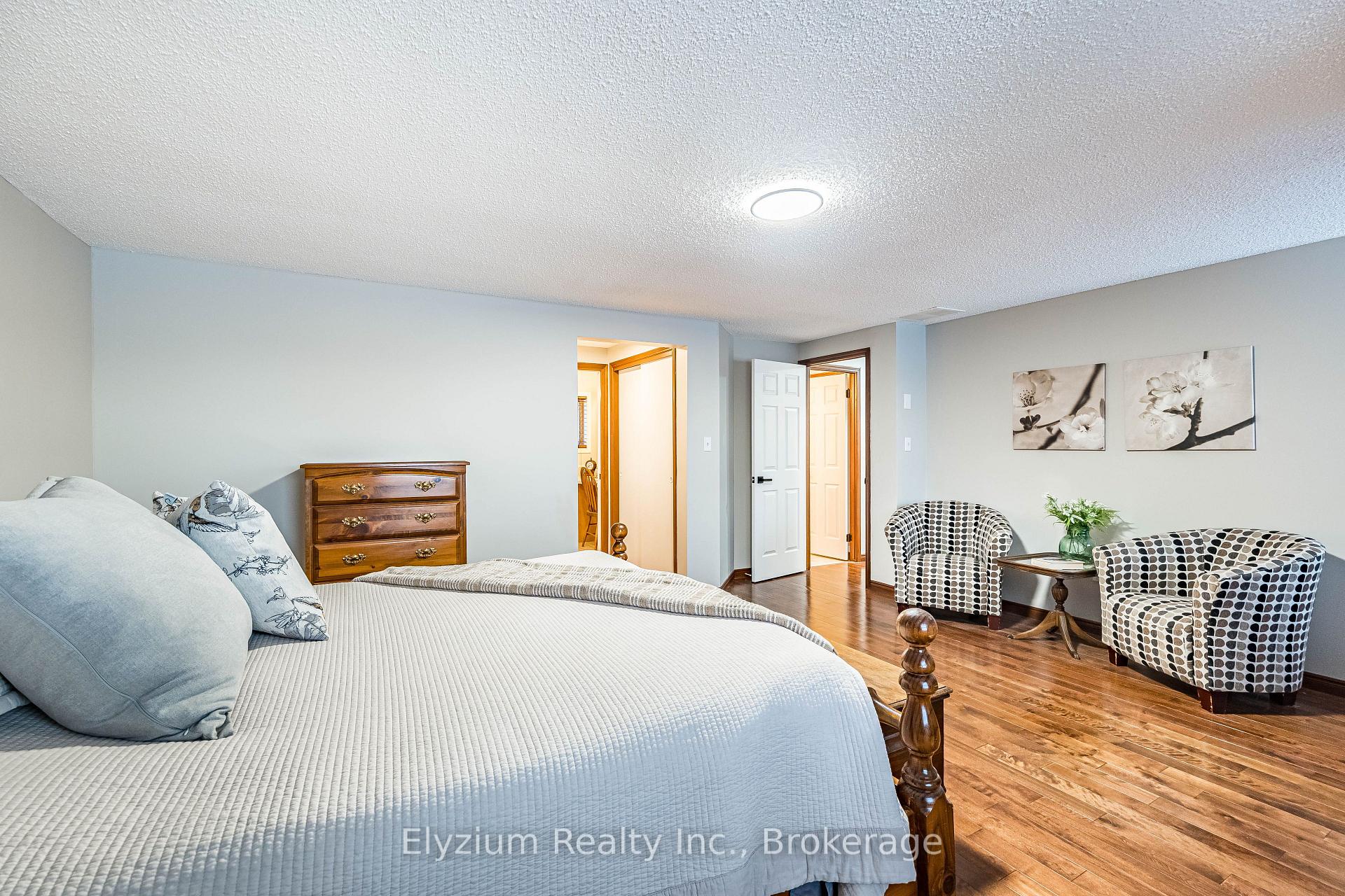 Photo 21 of 11289 Guelph Line, Milton, Campbellville — HOMEH