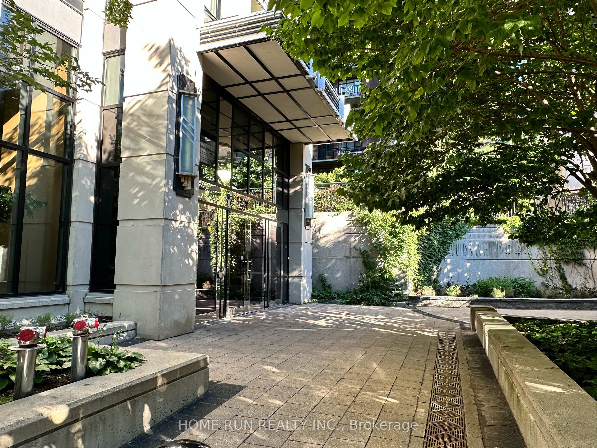 Photo 3 of Unit 714, 235 Kent Street, Ottawa, Ottawa Centre — HOMEH