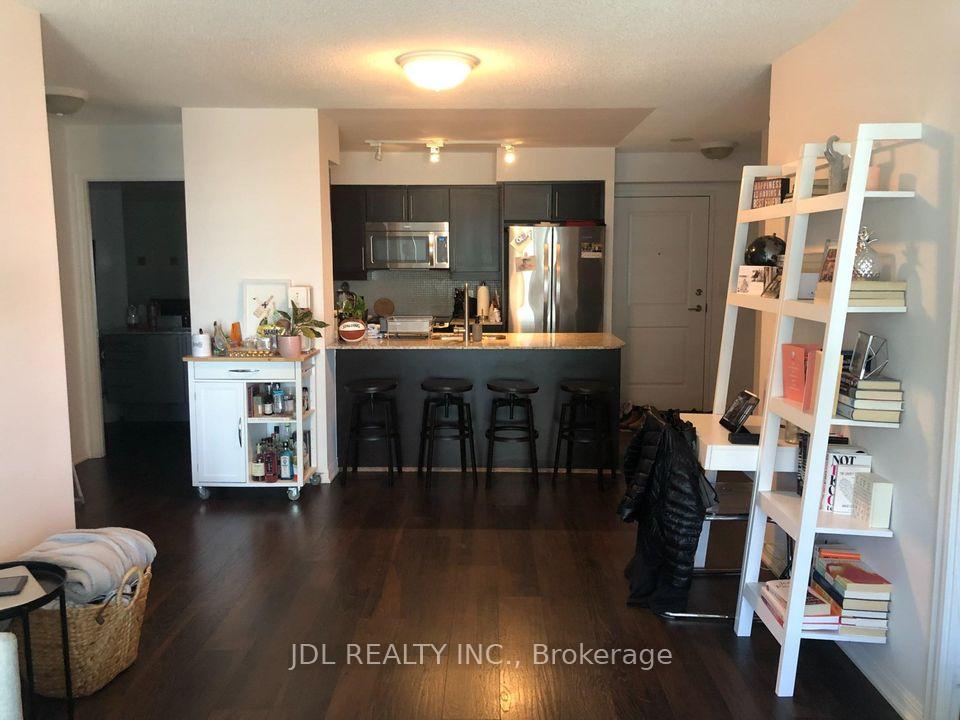Photo 3 of Unit 1610, 35 Bastion Street, Toronto, Niagara — HOMEH