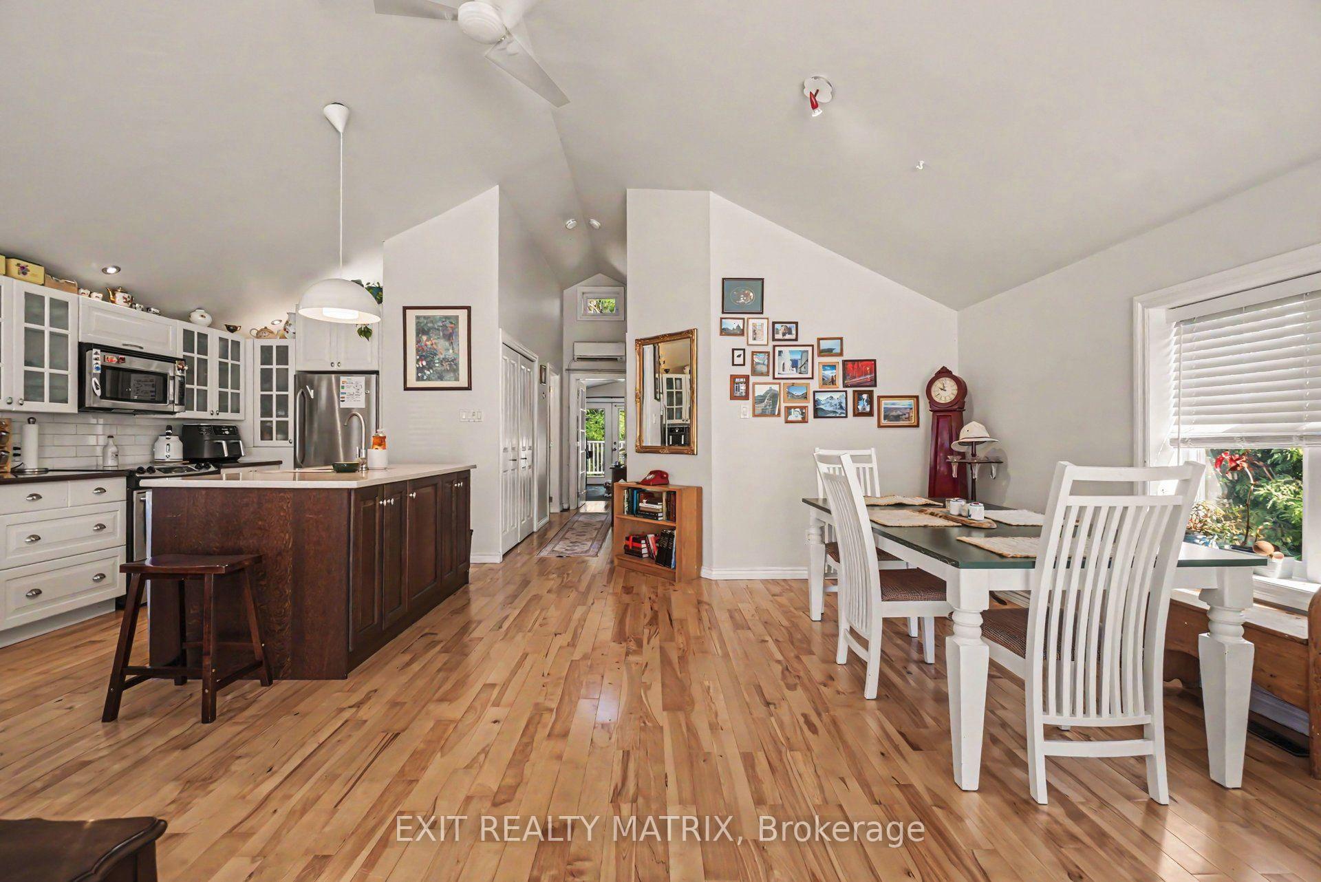 Photo 8 of 59 Laval Street, Ottawa, Vanier — HOMEH