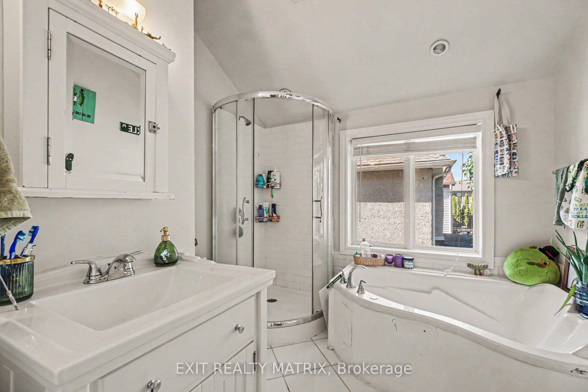 Photo 16 of 59 Laval Street, Ottawa, Vanier — HOMEH