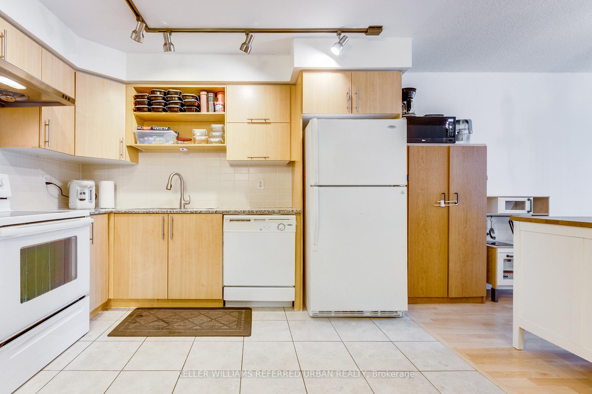 Photo 9 of Unit 318, 60 South Town Centre Boulevard, Markham, Unionville — HOMEH