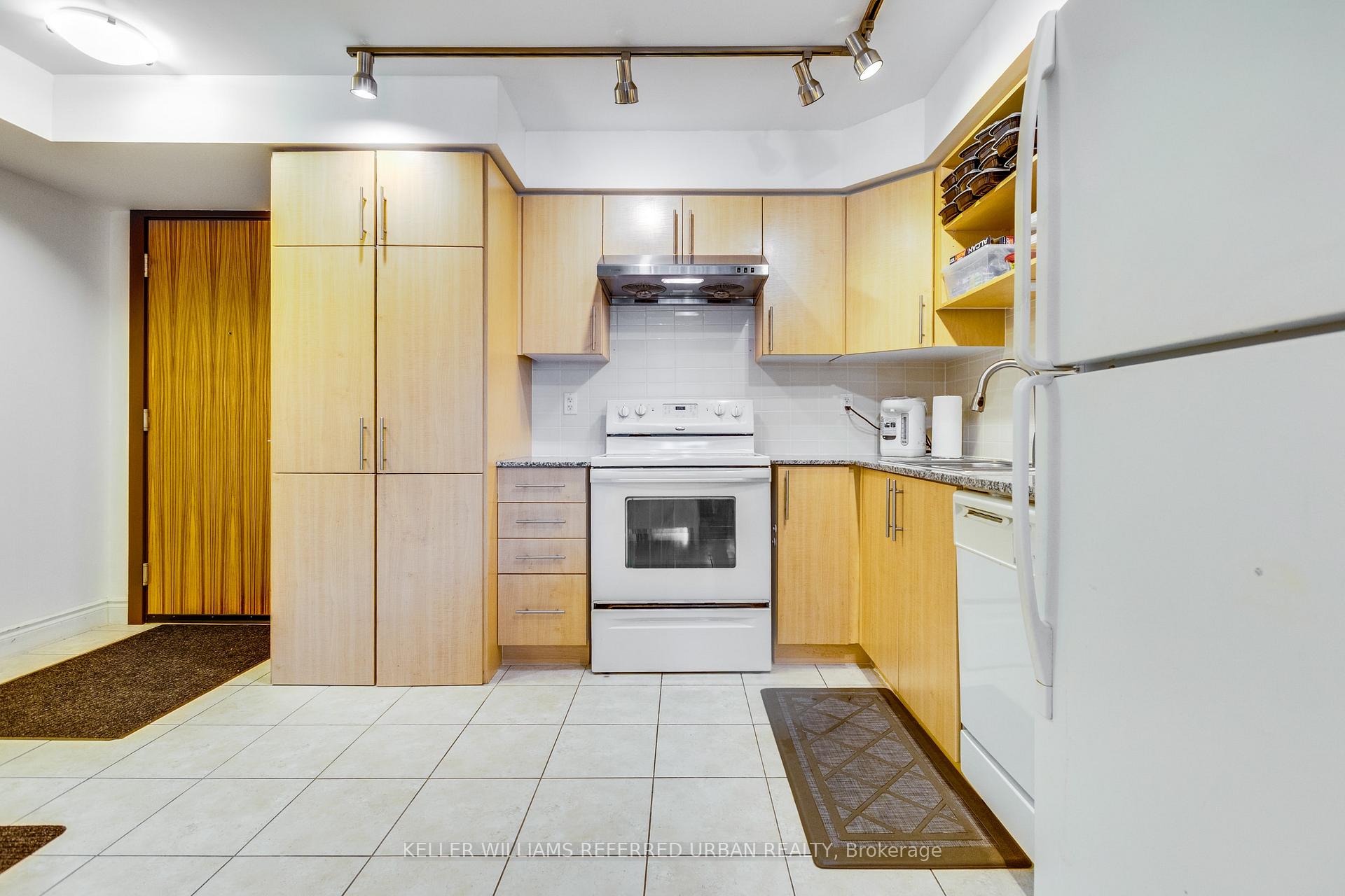 Photo 10 of Unit 318, 60 South Town Centre Boulevard, Markham, Unionville — HOMEH
