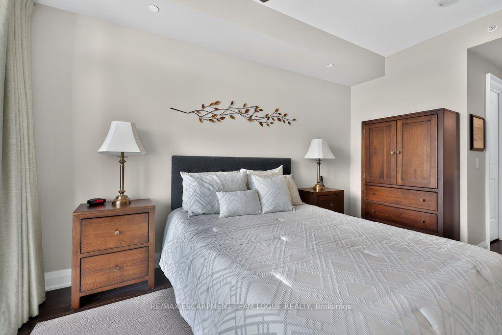 Photo 15 of Unit 317, 11 Bronte Road, Oakville, Bronte — HOMEH