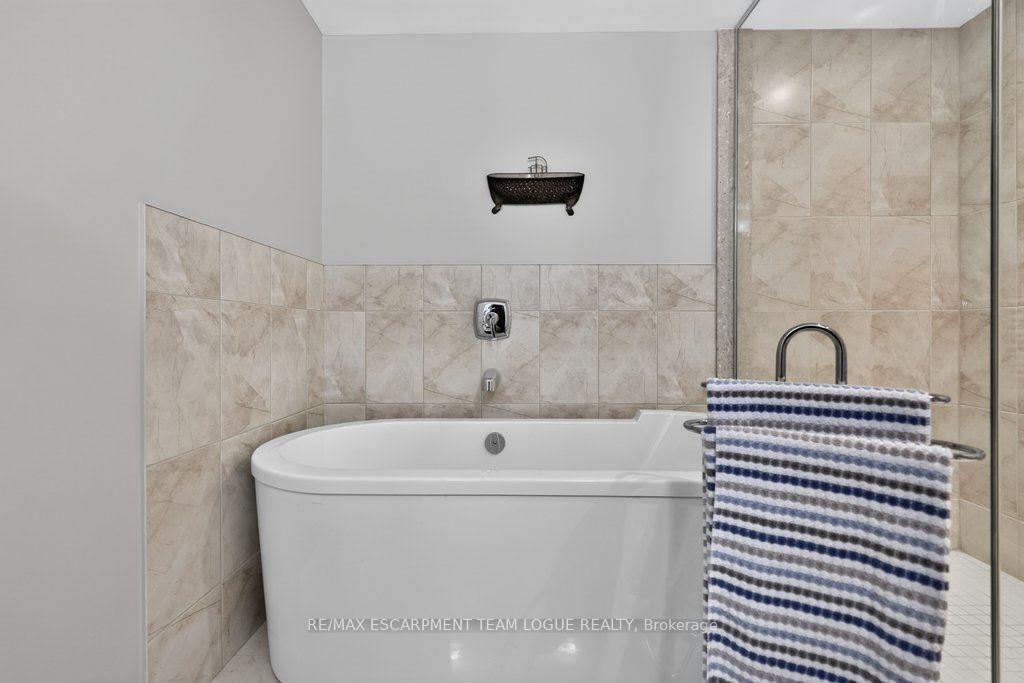 Photo 17 of Unit 317, 11 Bronte Road, Oakville, Bronte — HOMEH