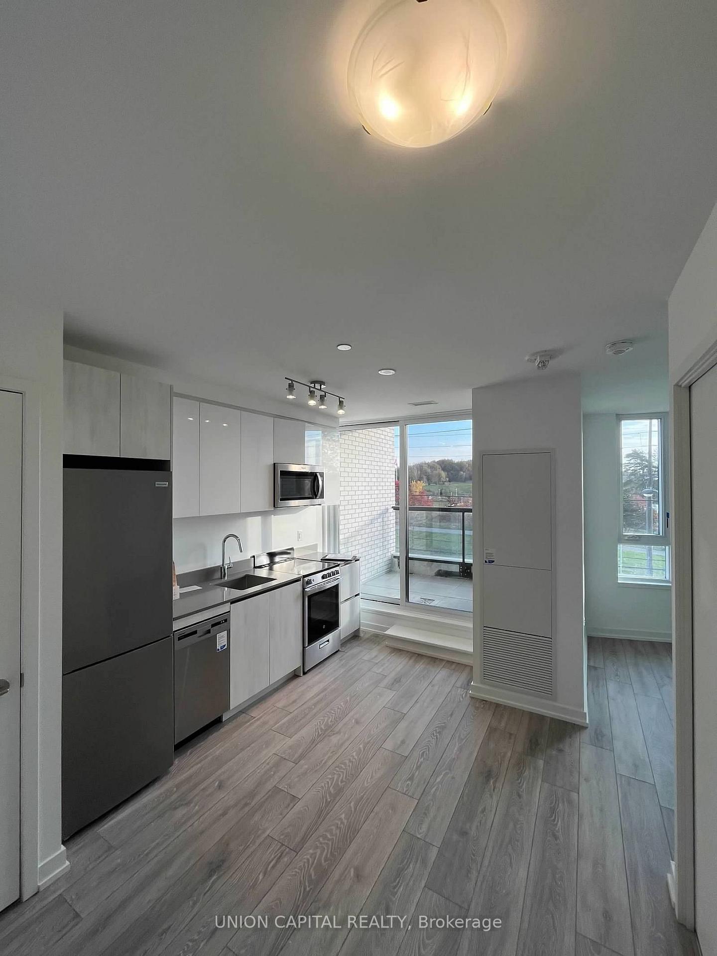 Photo of Unit 320, 3100 Keele Street