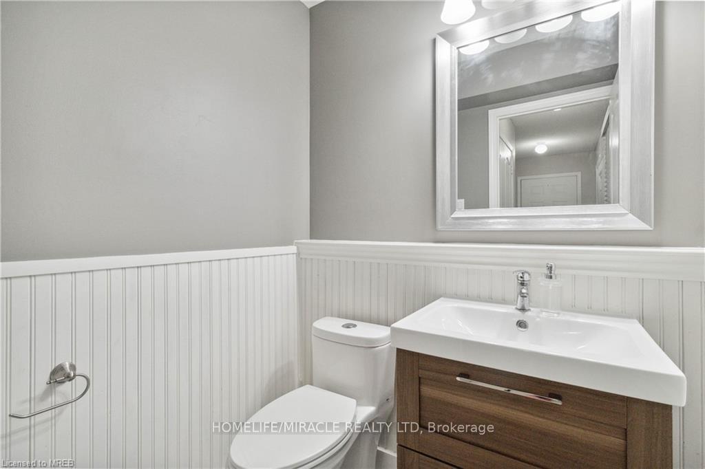 Photo 5 of 2245 Pathfinder Drive, Burlington, Orchard — HOMEH