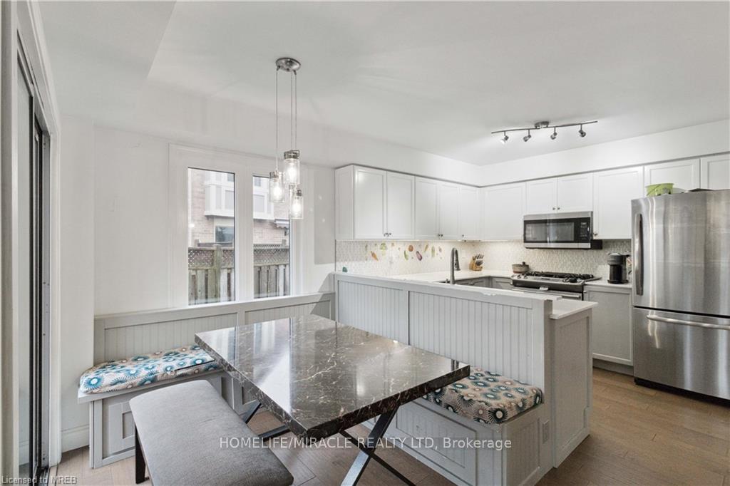 Photo 9 of 2245 Pathfinder Drive, Burlington, Orchard — HOMEH