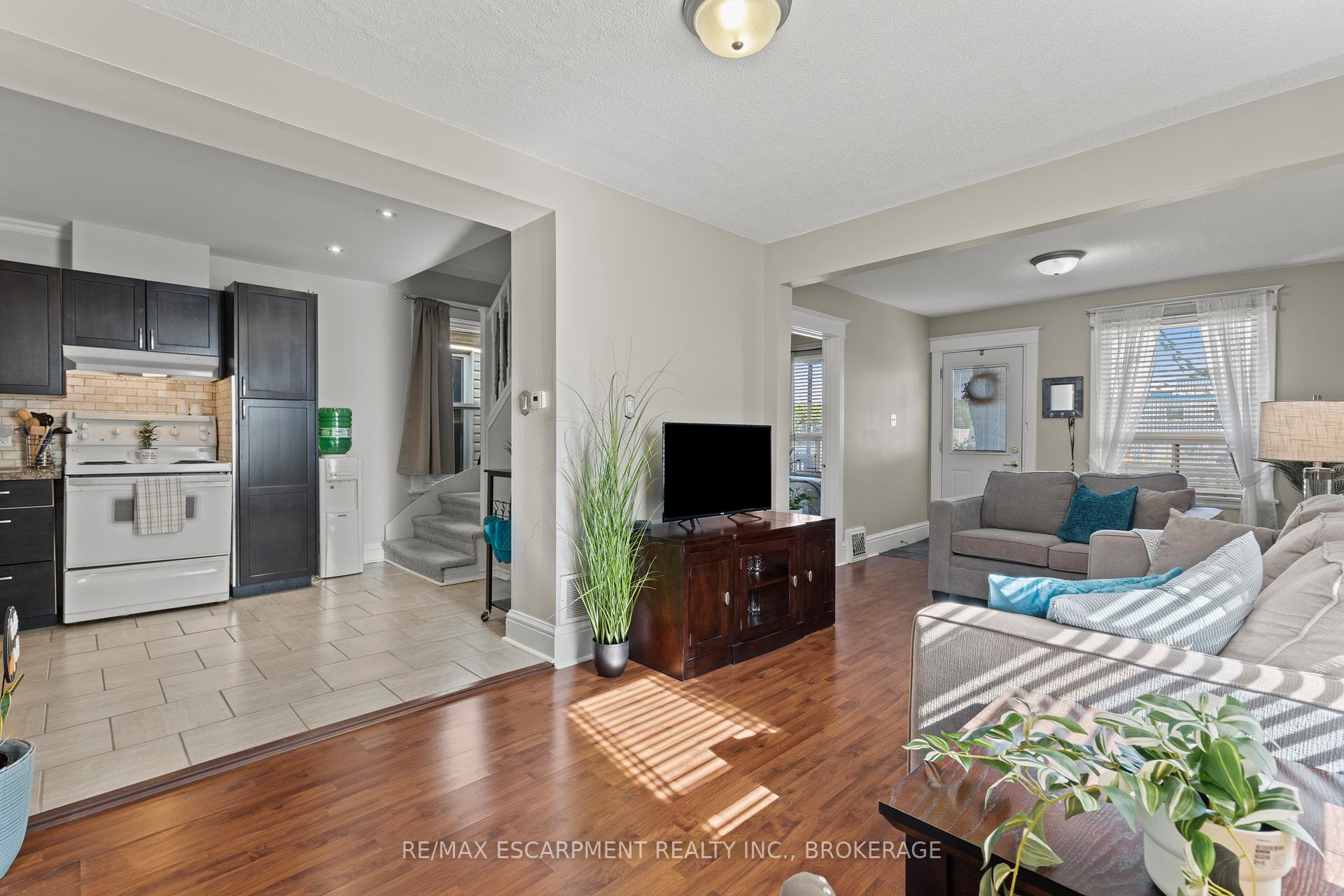 Photo 10 of 25 Mckinstry Street, Hamilton, Industrial Sector — HOMEH