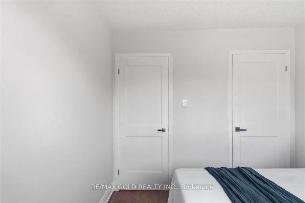 Photo 19 of 29 Tralee Street, Brampton, Heart Lake West — HOMEH