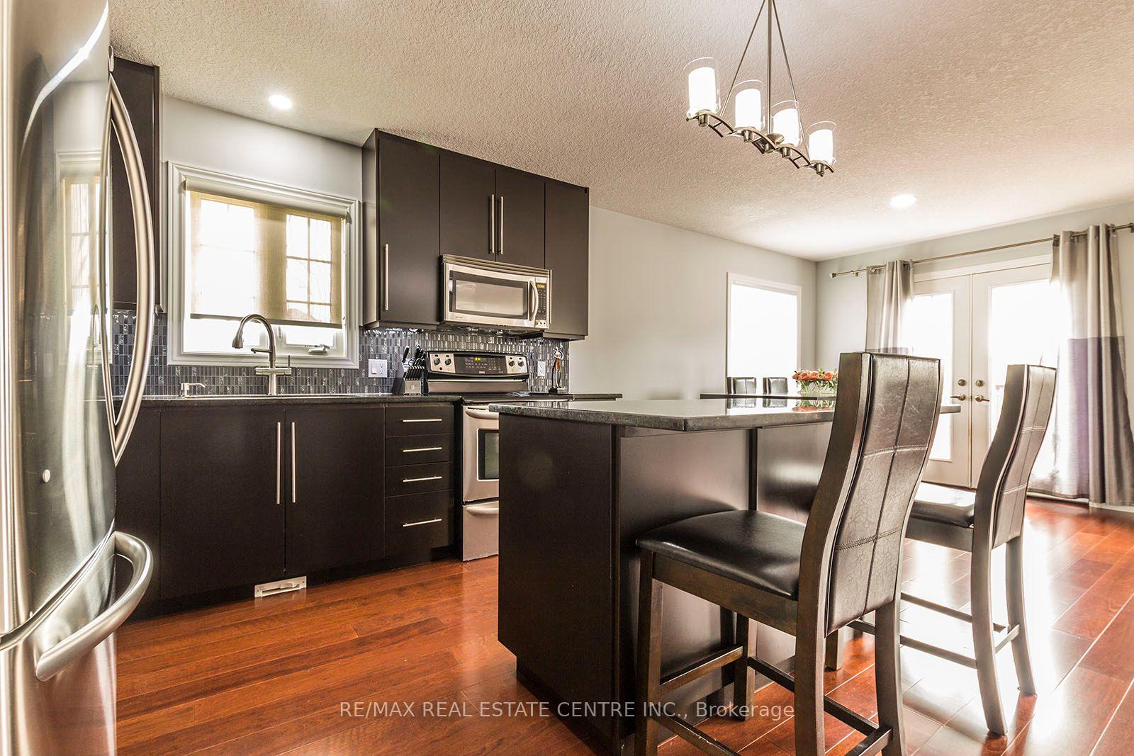 Photo 6 of 44 Lemon Grass Street, Kitchener, Highland West — HOMEH