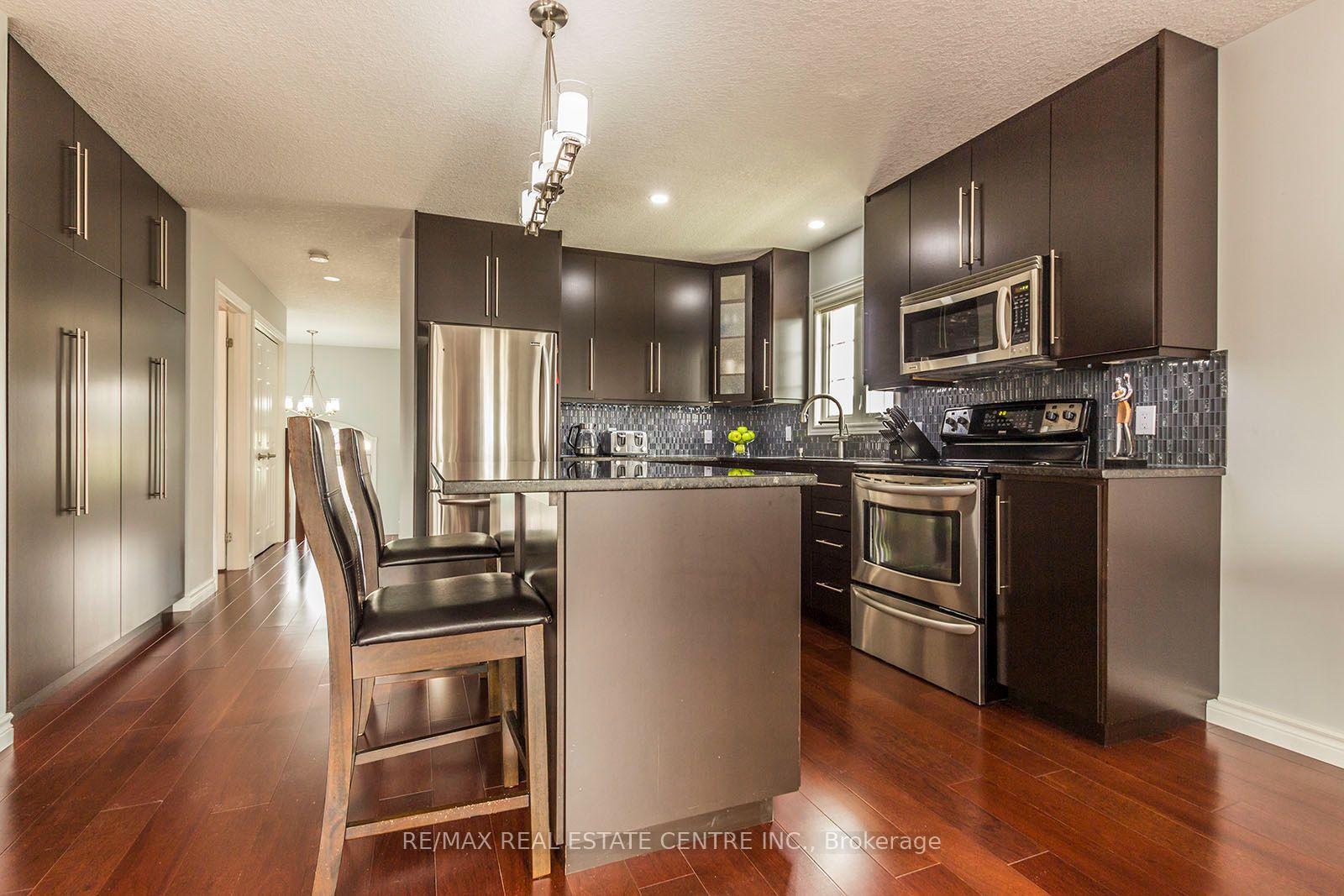 Photo 7 of 44 Lemon Grass Street, Kitchener, Highland West — HOMEH