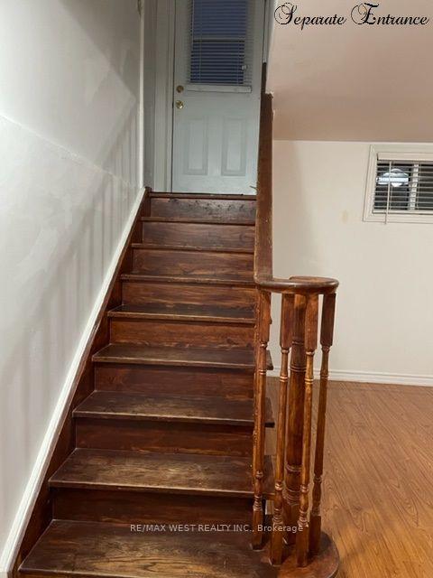 Photo 2 of 43 Montjoy Crescent, Brampton, Central Park — HOMEH