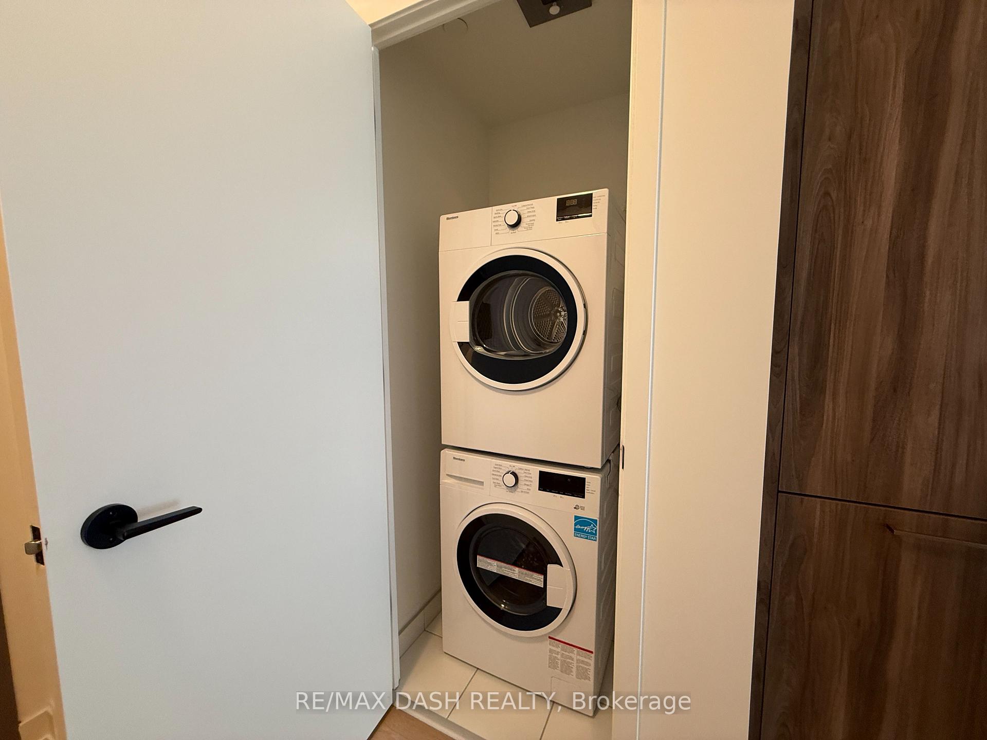 Photo 11 of Unit 4402, 628 Church Street, Toronto, Church-Yonge Corridor — HOMEH