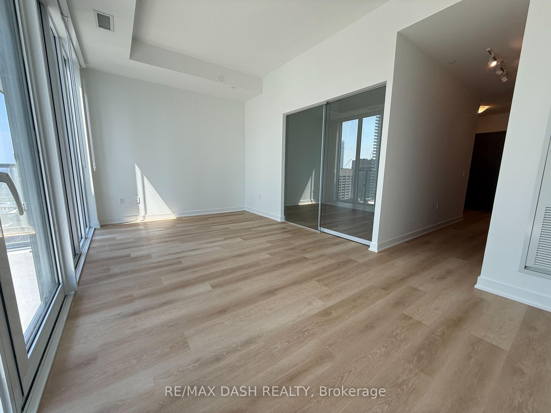 Photo 17 of Unit 4402, 628 Church Street, Toronto, Church-Yonge Corridor — HOMEH