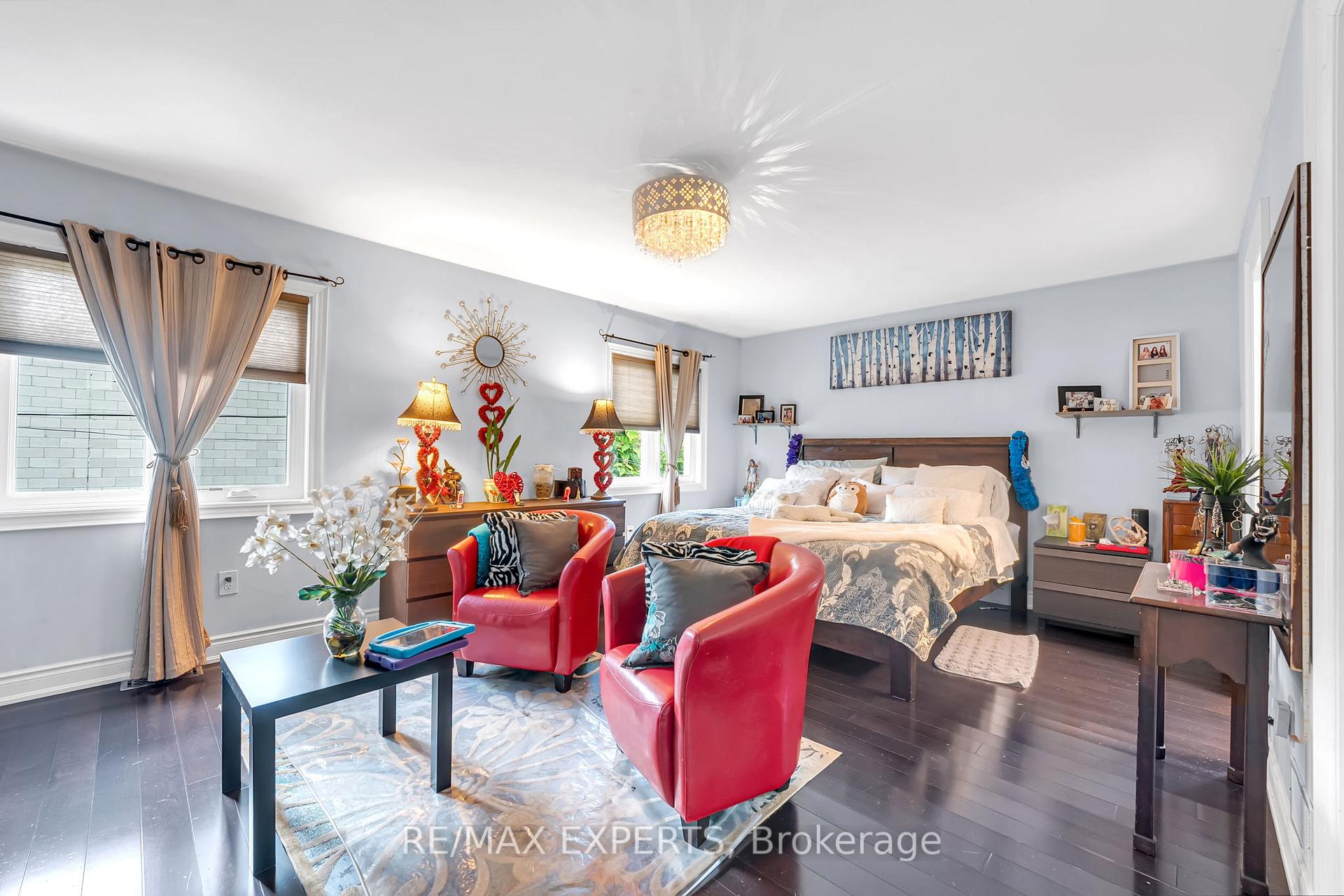 Photo 21 of 18 Cobalt Street, North York, Mount Dennis — HOMEH