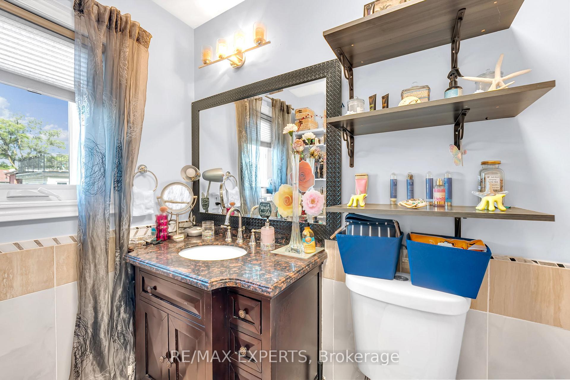 Photo 25 of 18 Cobalt Street, North York, Mount Dennis — HOMEH