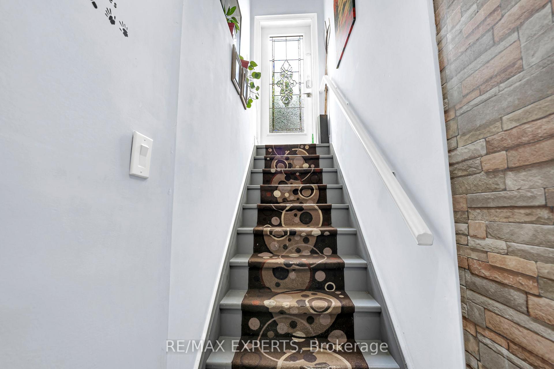 Photo 33 of 18 Cobalt Street, North York, Mount Dennis — HOMEH