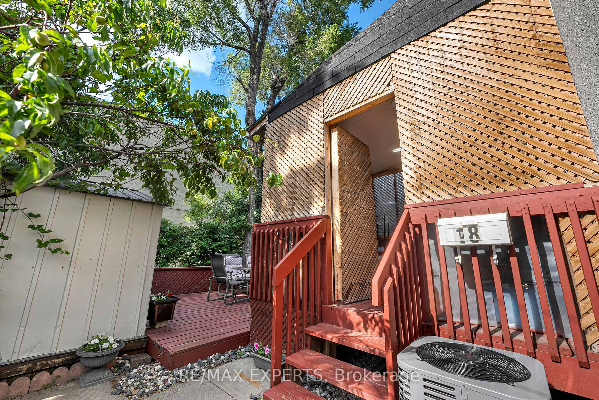 Photo 34 of 18 Cobalt Street, North York, Mount Dennis — HOMEH