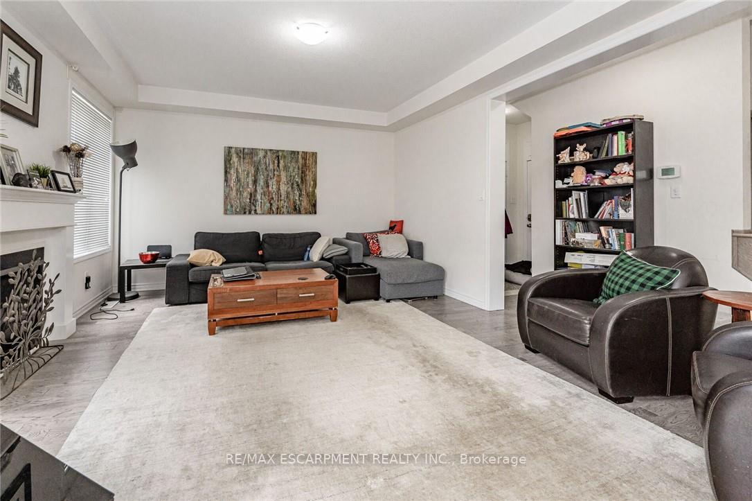 Photo 12 of 286 Spring Creek Drive, Hamilton, Waterdown — HOMEH