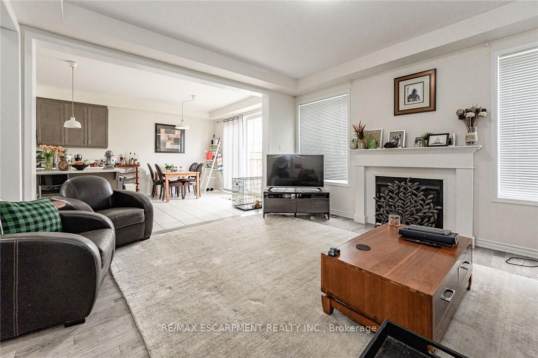 Photo 15 of 286 Spring Creek Drive, Hamilton, Waterdown — HOMEH