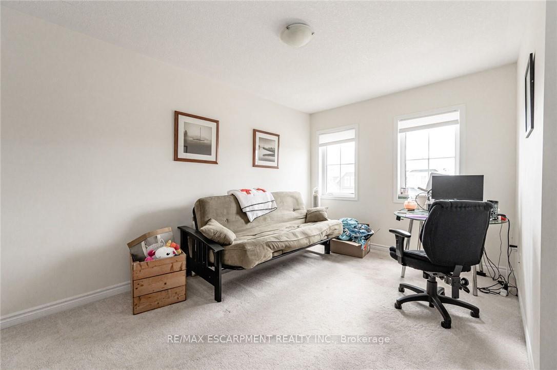 Photo 17 of 286 Spring Creek Drive, Hamilton, Waterdown — HOMEH