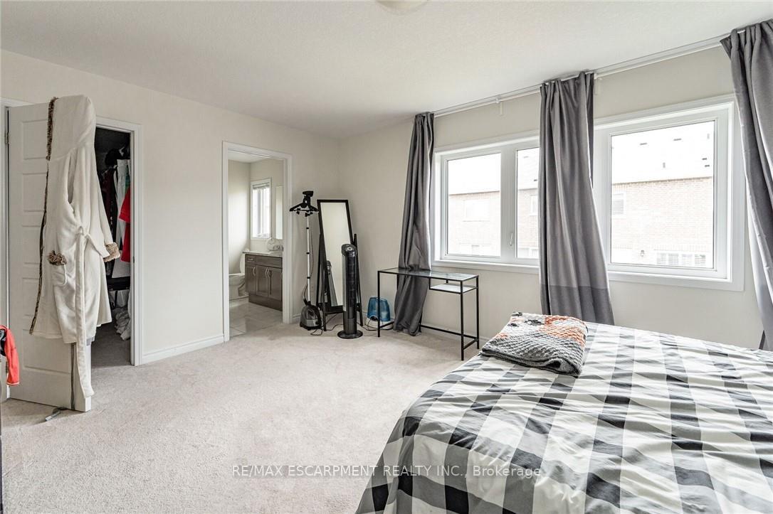 Photo 25 of 286 Spring Creek Drive, Hamilton, Waterdown — HOMEH