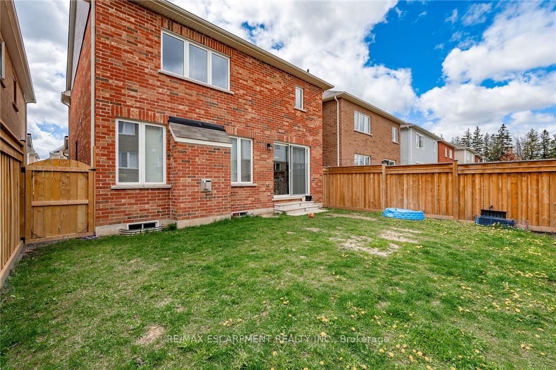 Photo 30 of 286 Spring Creek Drive, Hamilton, Waterdown — HOMEH
