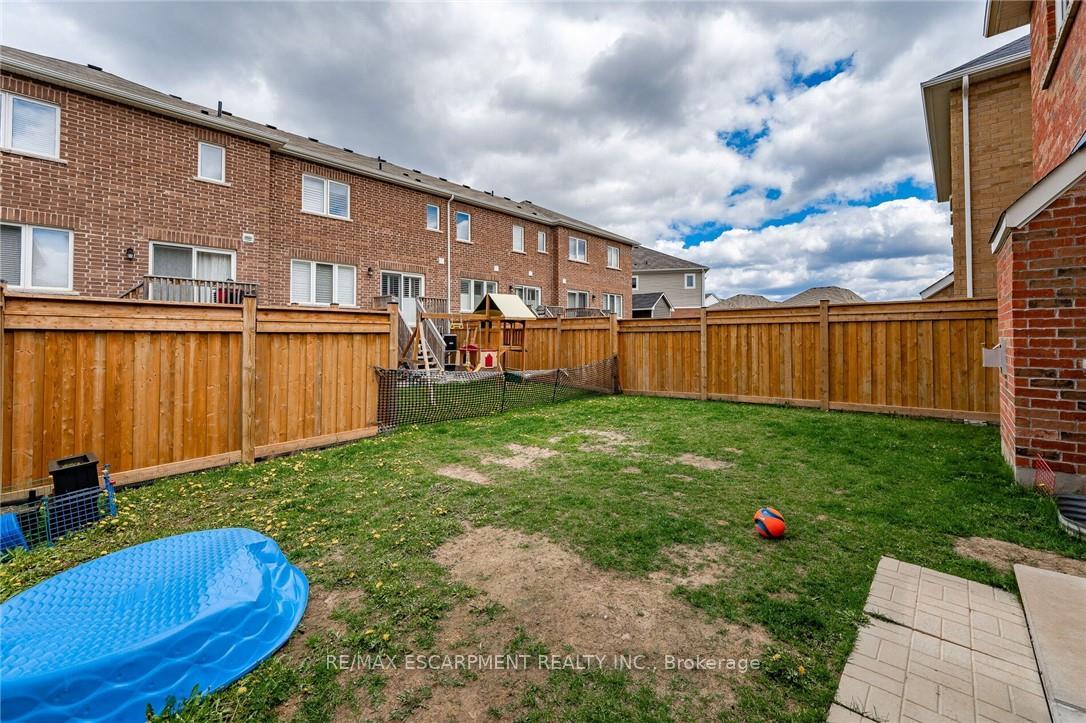 Photo 32 of 286 Spring Creek Drive, Hamilton, Waterdown — HOMEH