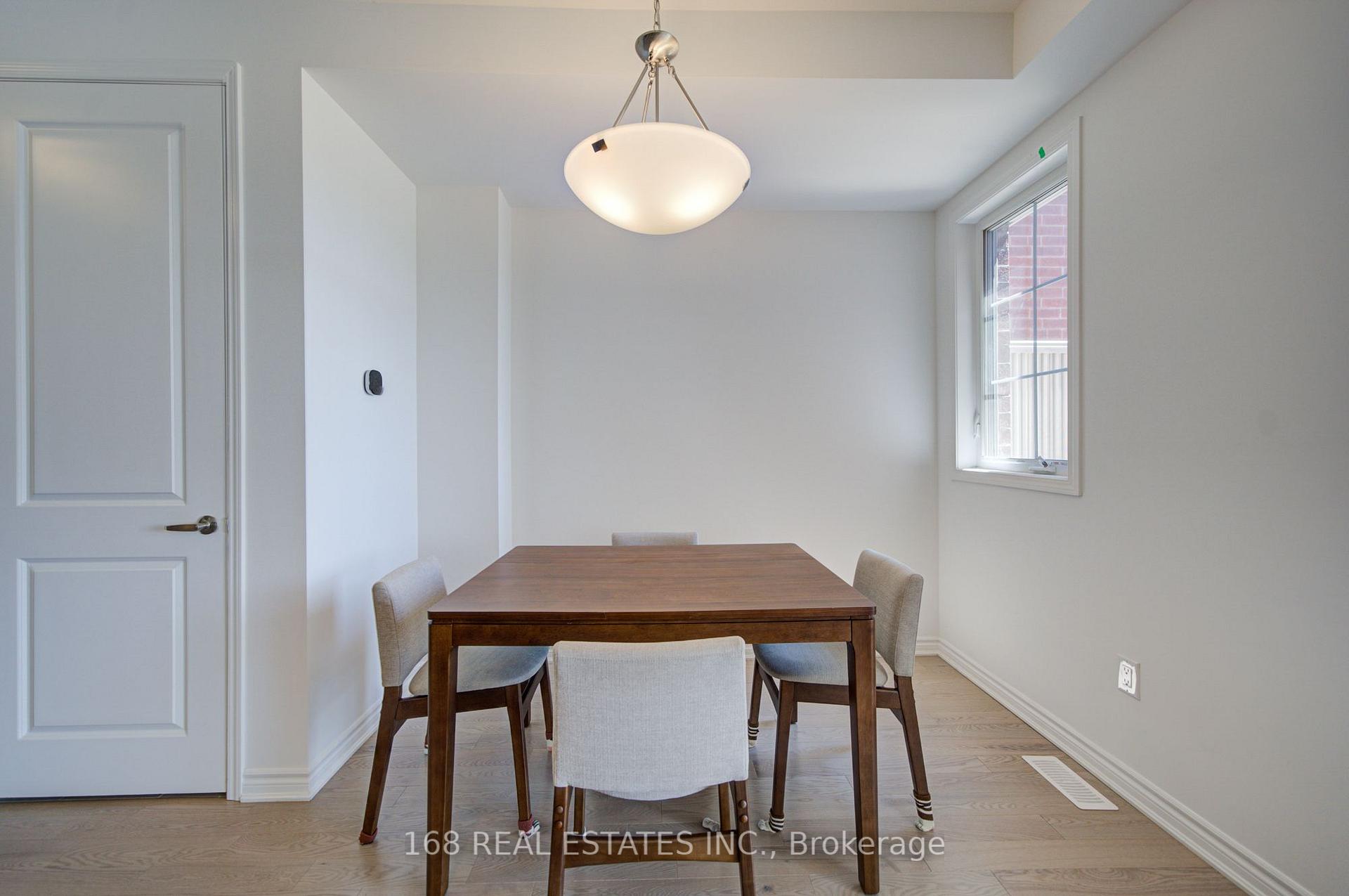 Photo 18 of 44 Azure Drive, Markham, Rural Markham — HOMEH