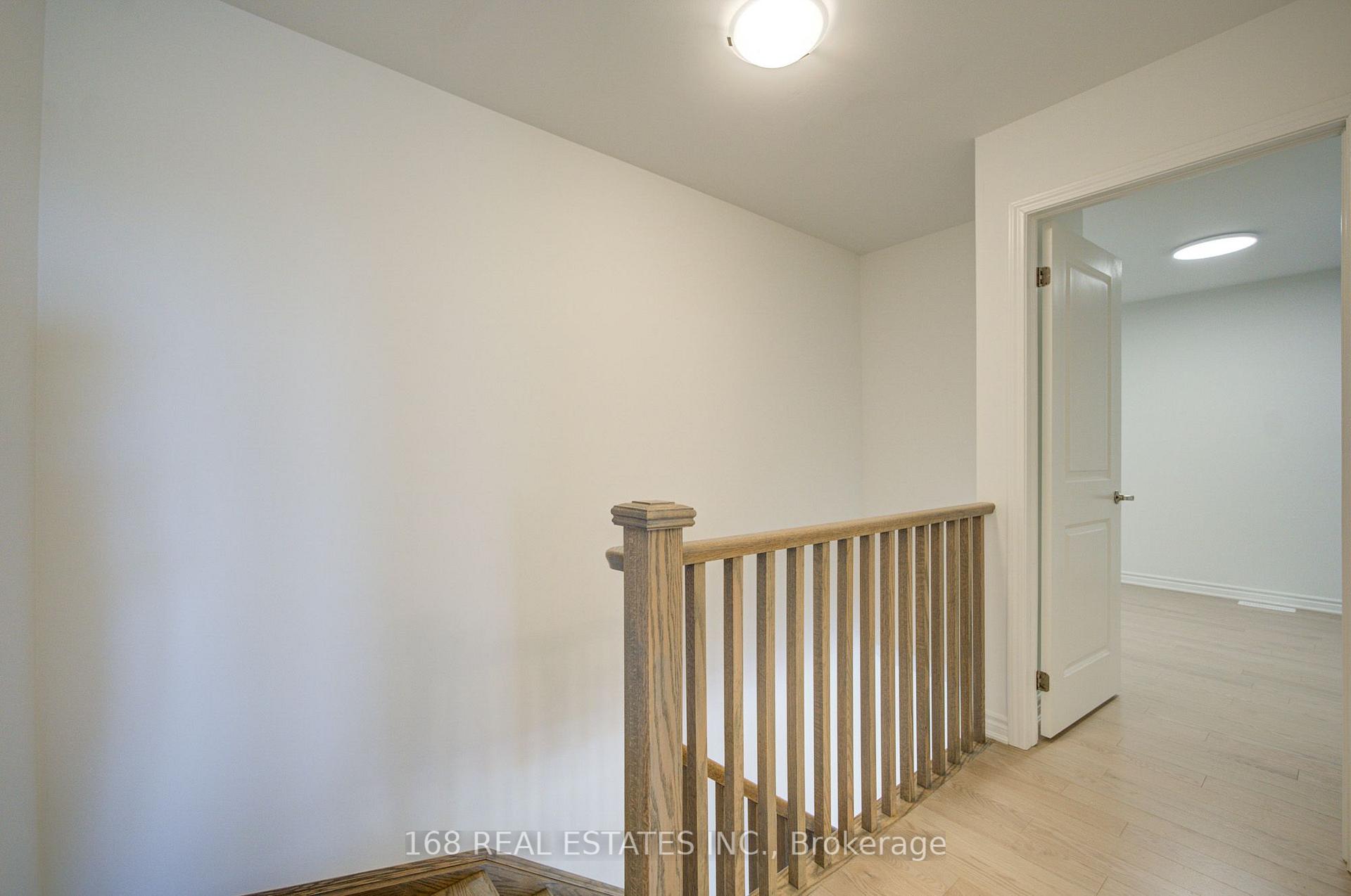 Photo 33 of 44 Azure Drive, Markham, Rural Markham — HOMEH