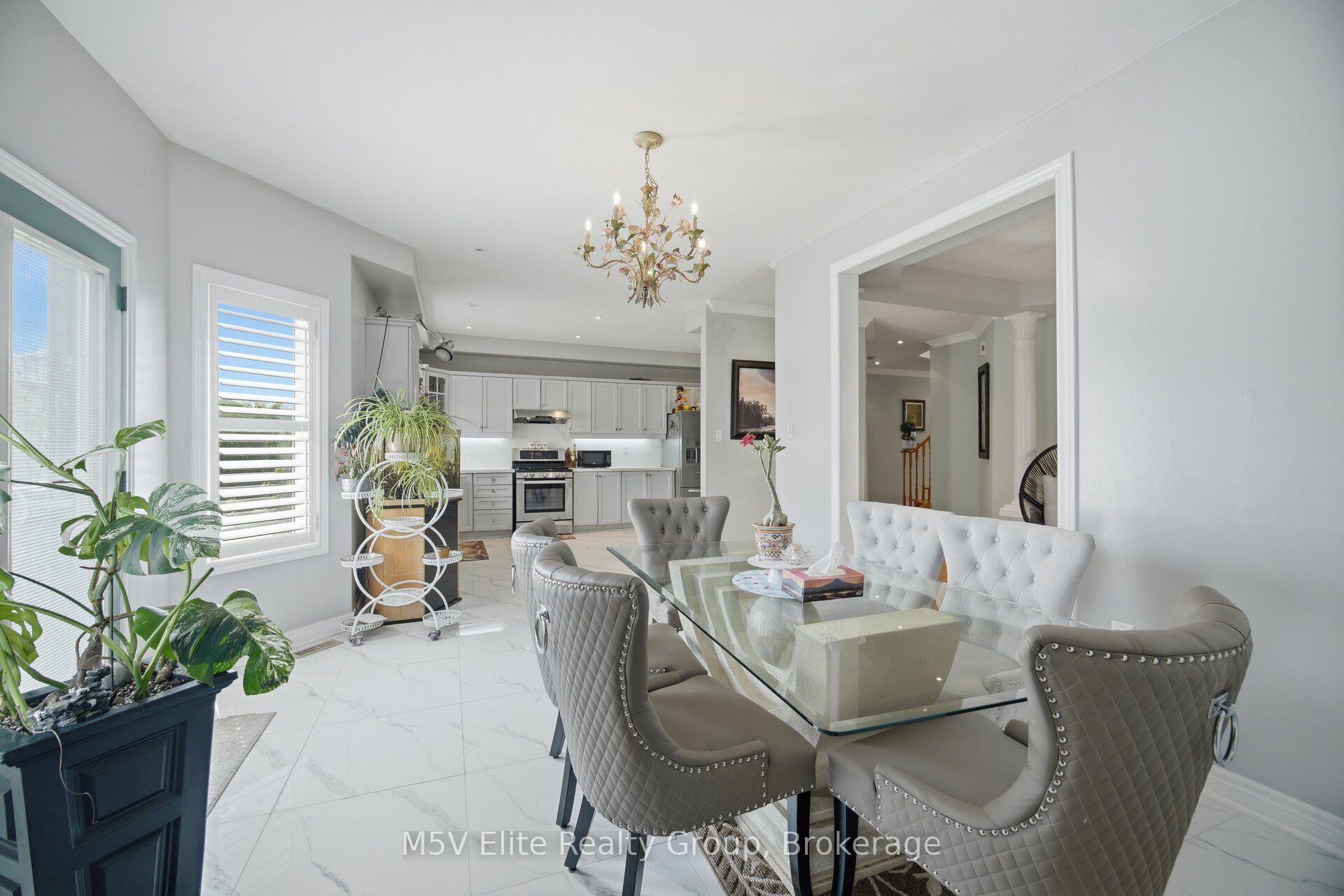 Photo 9 of 168 Sail Crescent, Vaughan, Vellore Village — HOMEH