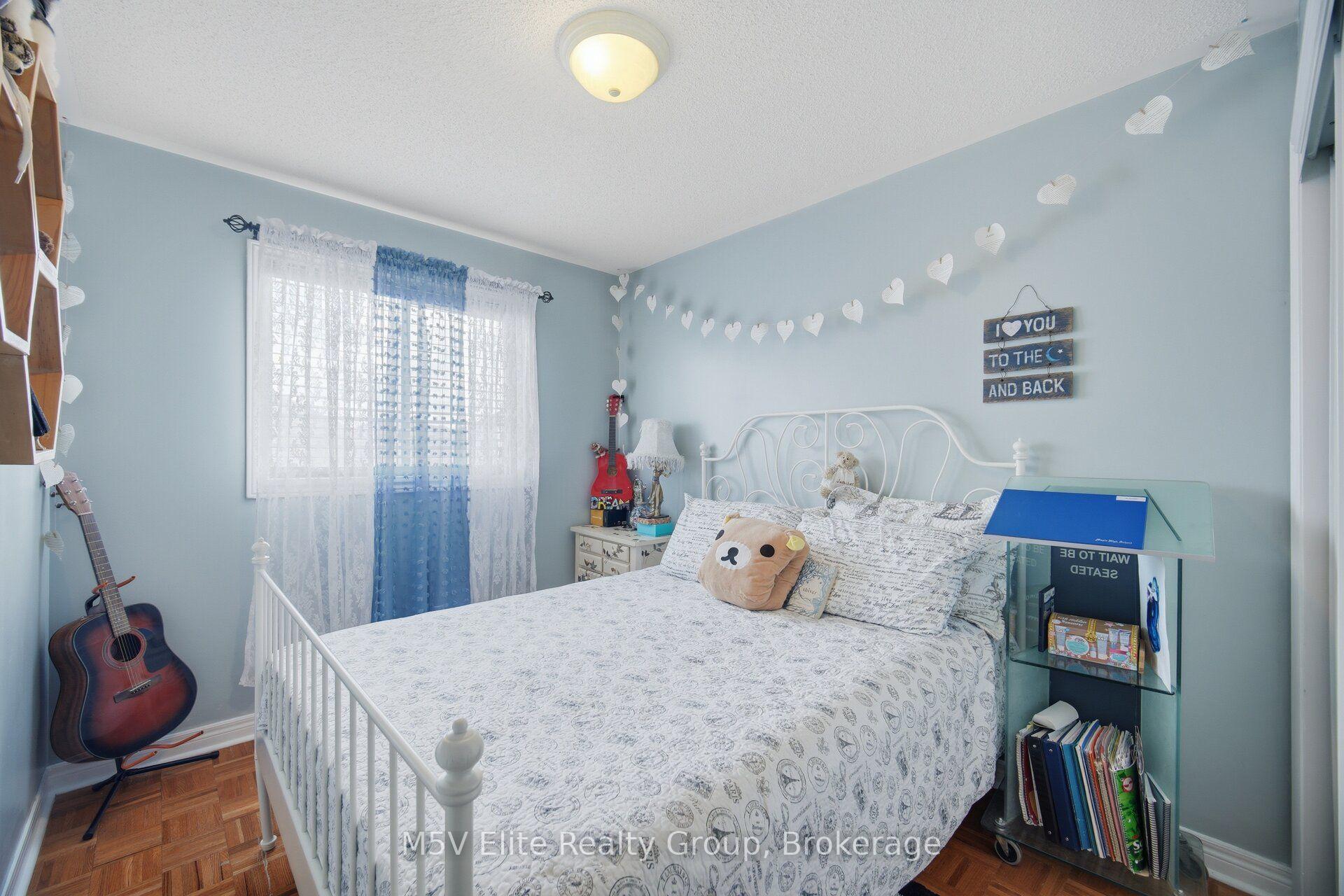 Photo 22 of 168 Sail Crescent, Vaughan, Vellore Village — HOMEH