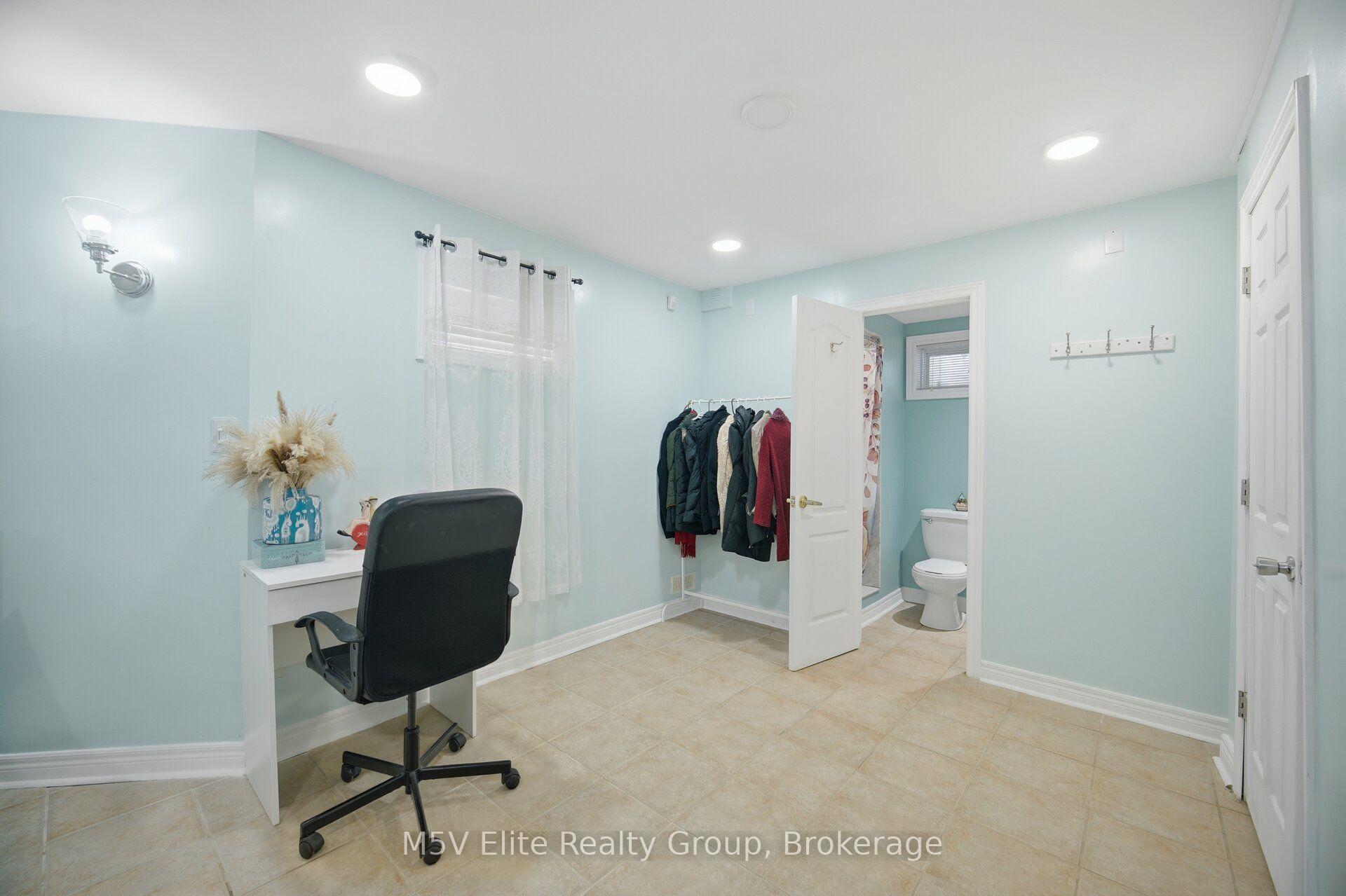 Photo 35 of 168 Sail Crescent, Vaughan, Vellore Village — HOMEH