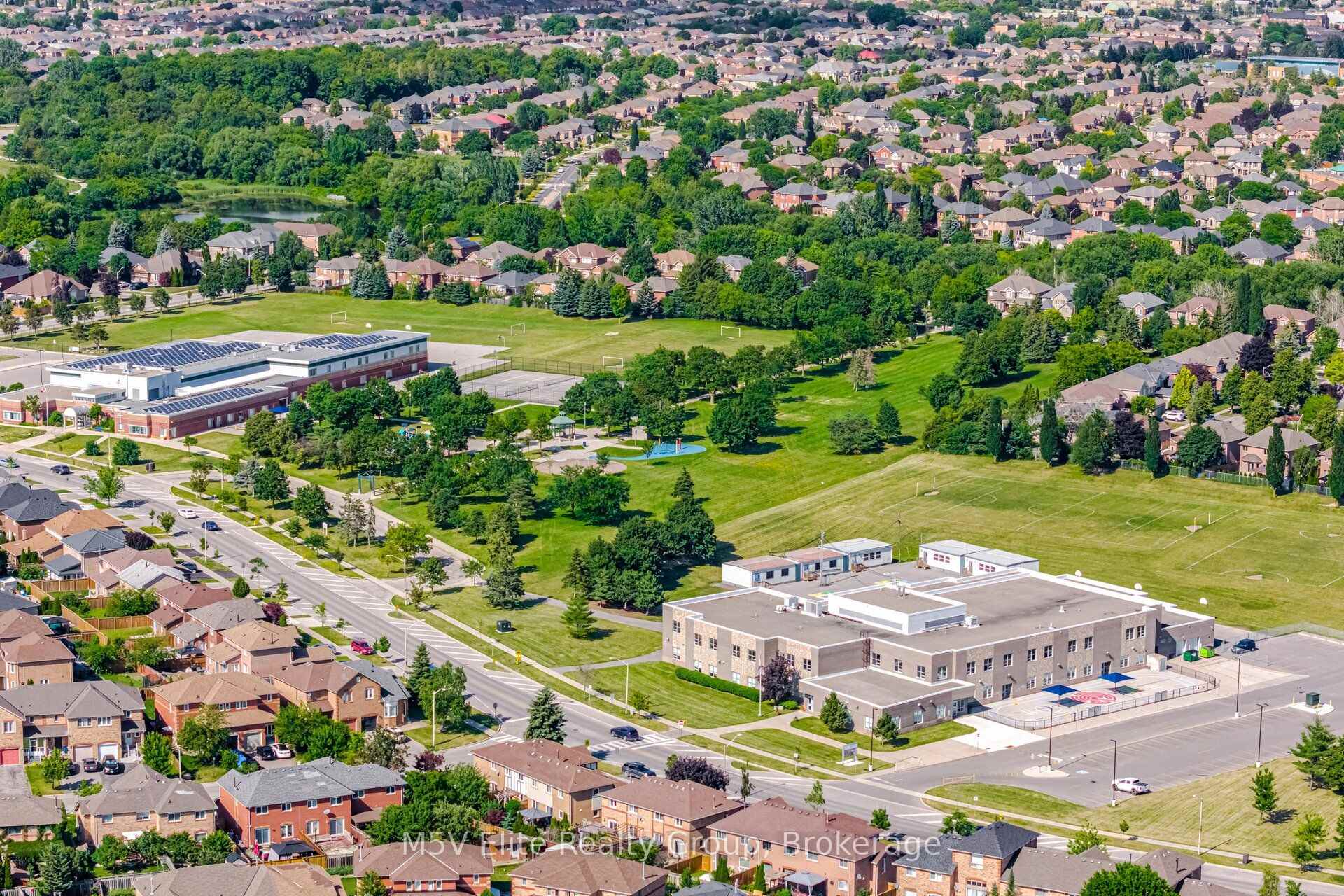 Photo 50 of 168 Sail Crescent, Vaughan, Vellore Village — HOMEH