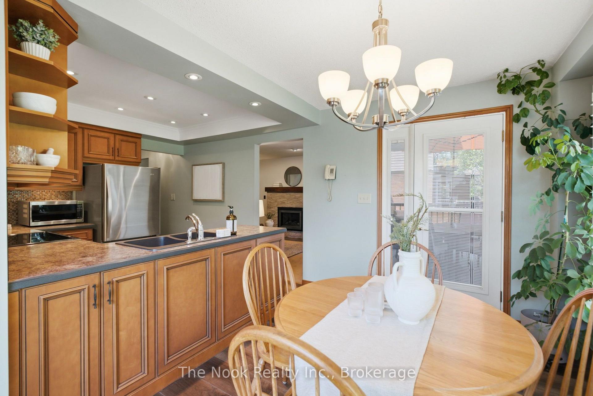 Photo 13 of 77 Soper Creek Drive, Clarington, Bowmanville — HOMEH
