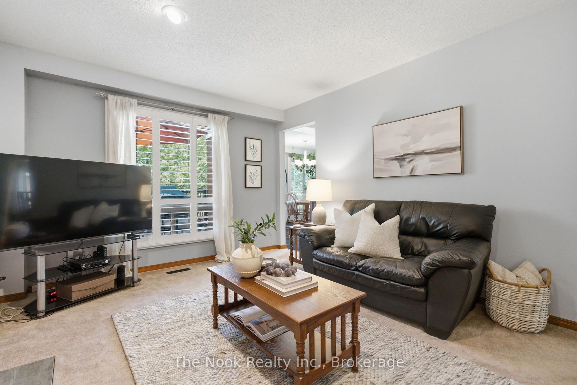 Photo 19 of 77 Soper Creek Drive, Clarington, Bowmanville — HOMEH