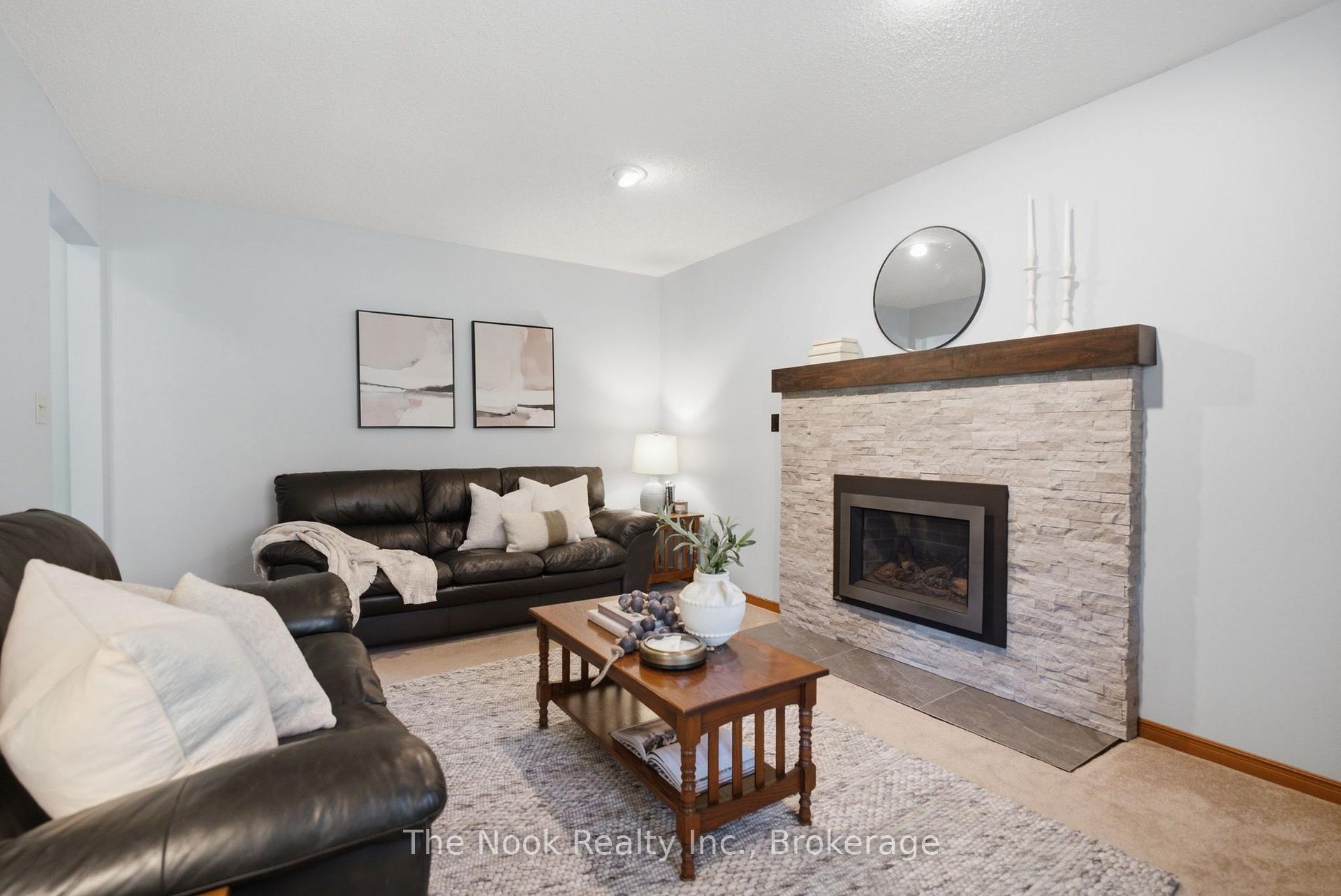 Photo 21 of 77 Soper Creek Drive, Clarington, Bowmanville — HOMEH