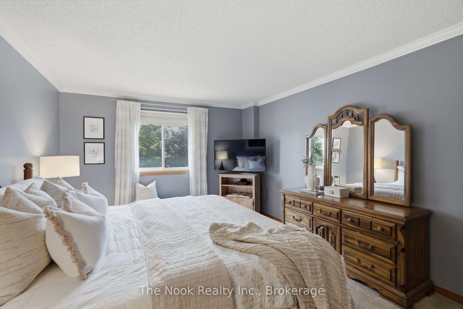 Photo 27 of 77 Soper Creek Drive, Clarington, Bowmanville — HOMEH