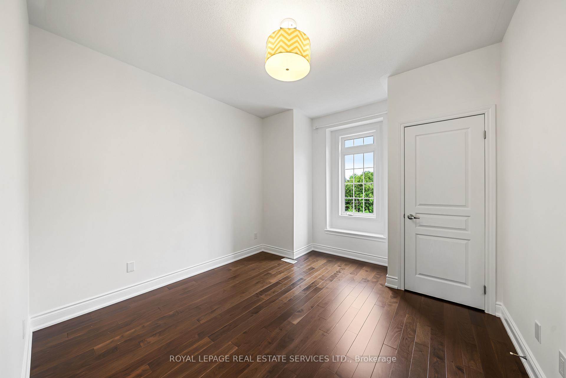 Photo 36 of 2083 Grange Drive, Mississauga, Cooksville — HOMEH