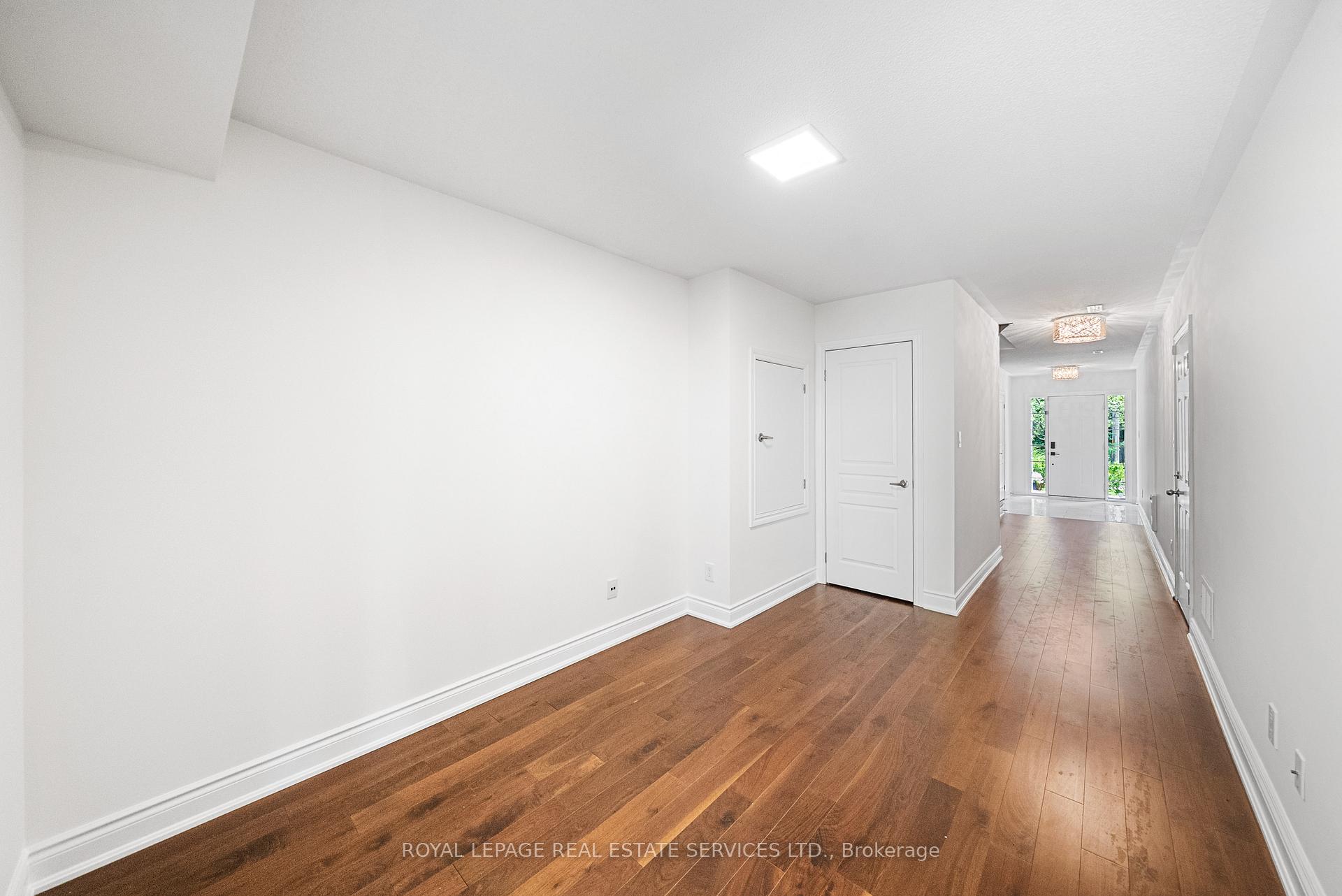 Photo 45 of 2083 Grange Drive, Mississauga, Cooksville — HOMEH