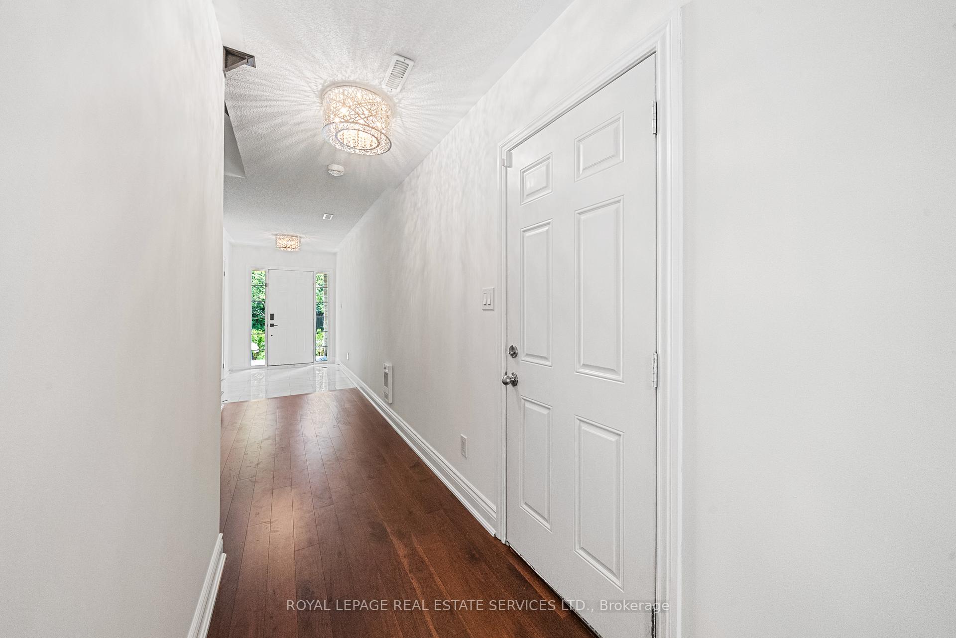 Photo 46 of 2083 Grange Drive, Mississauga, Cooksville — HOMEH