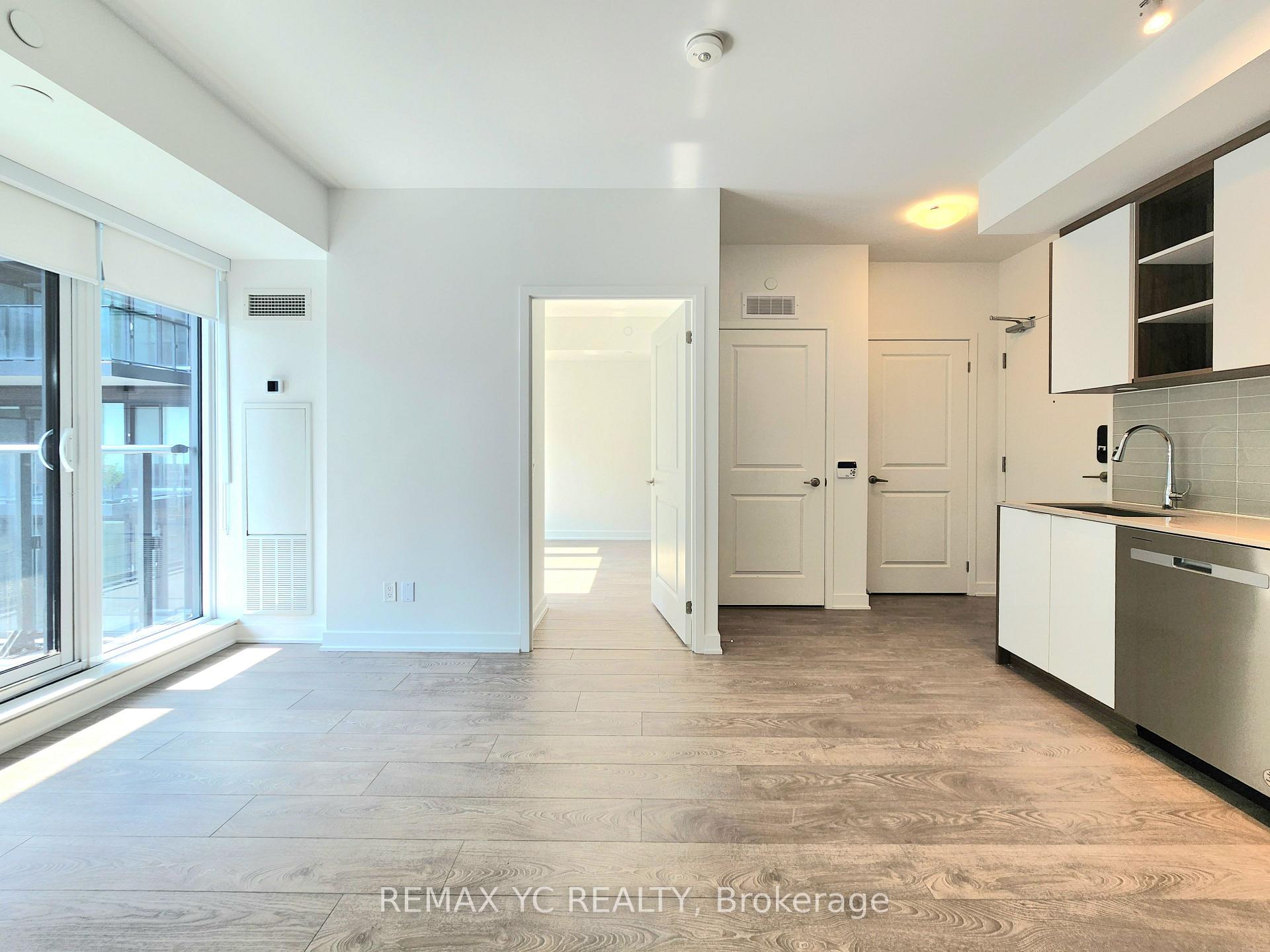 Front of Unit 1212, 543 Richmond Street