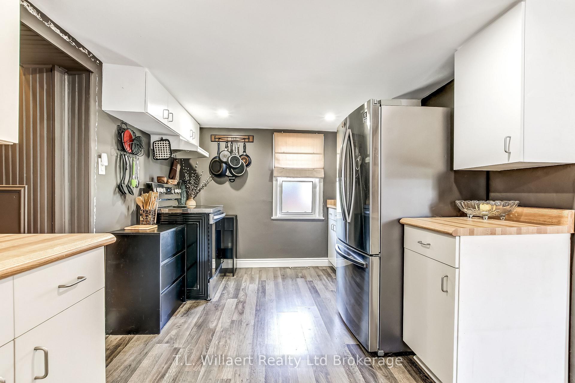 Photo 13 of 17 Potters Road, Tillsonburg — HOMEH