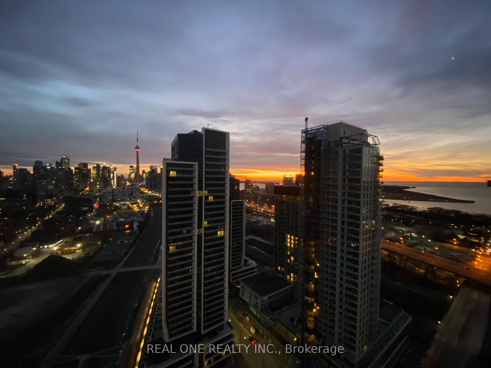 Photo 3 of Unit Ph20, 19 Western Battery Road, Toronto, Niagara — HOMEH