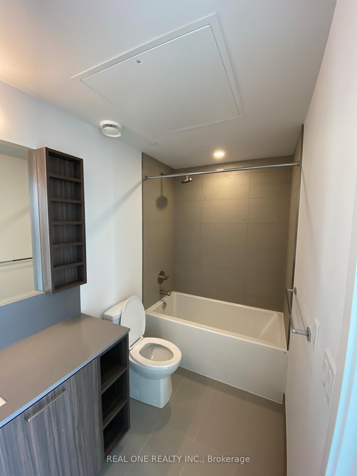 Photo 15 of Unit Ph20, 19 Western Battery Road, Toronto, Niagara — HOMEH