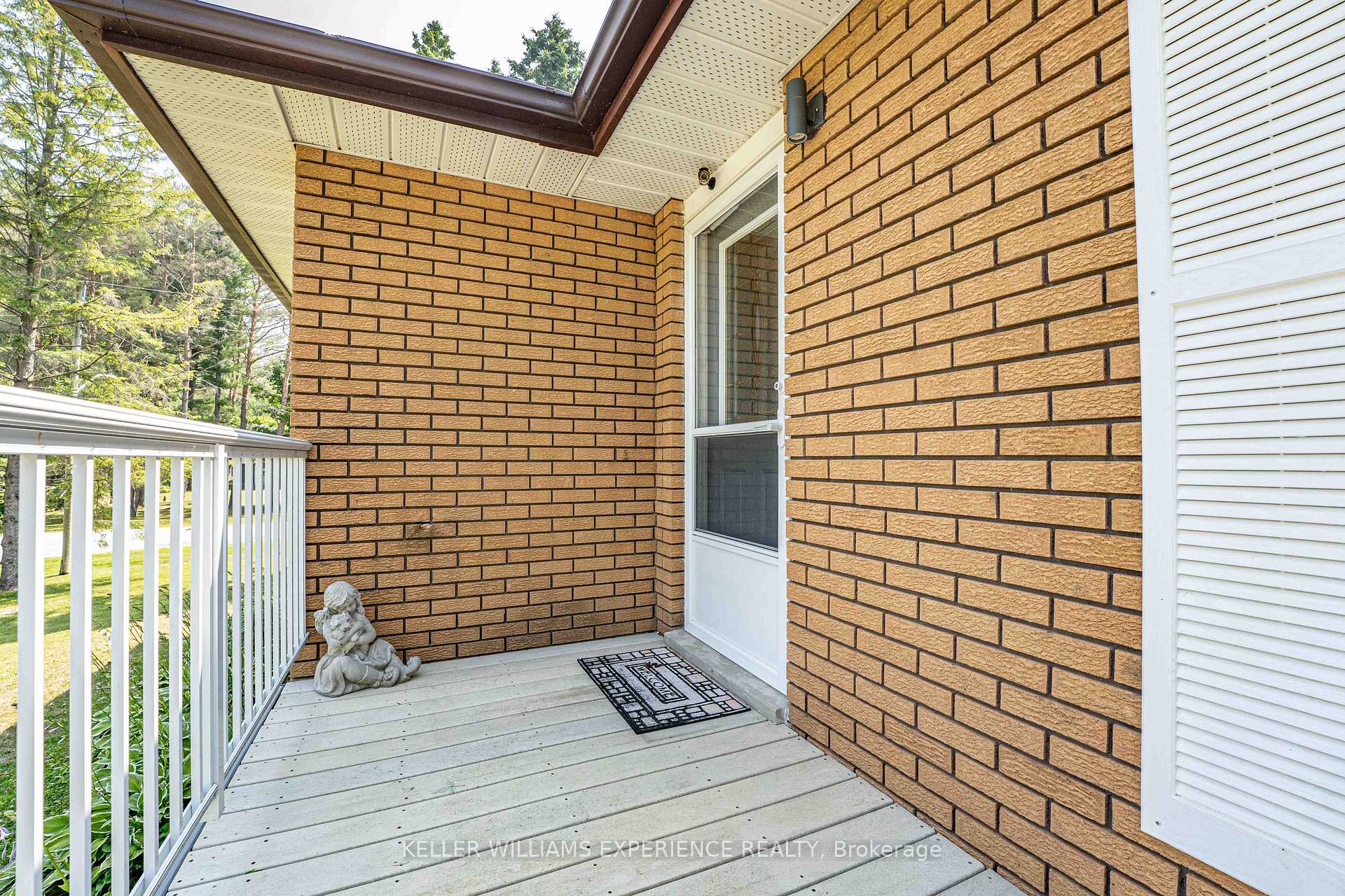 Photo 4 of 25 Lamers Crescent, Clearview, New Lowell — HOMEH