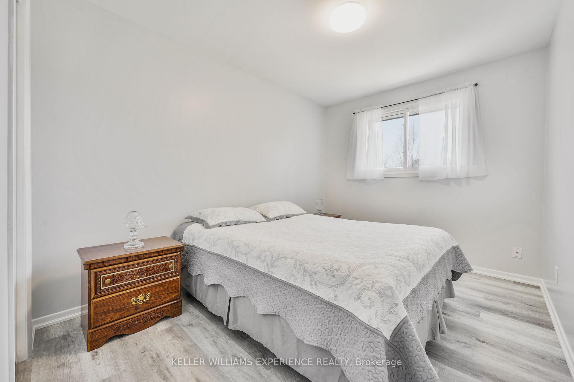 Photo 20 of 25 Lamers Crescent, Clearview, New Lowell — HOMEH